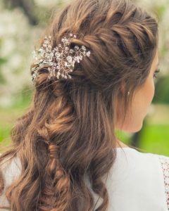 protea-essence-peinado-novia-Semirecogido con trenza