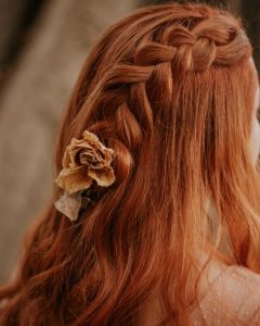 protea-essence-peinado-novia-Semirecogido con trenza